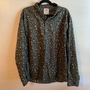 Levi’s Cheetah Print Button Down Shirt